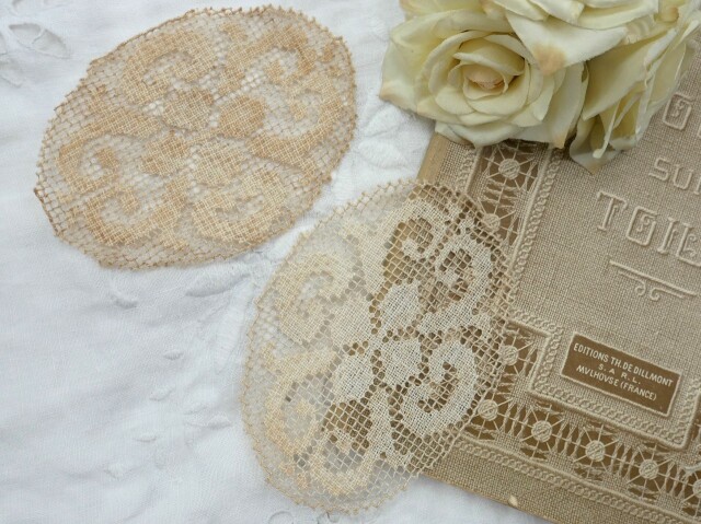 お値下げ‼️アンティークレース・フランスフィレレース フランスから届いたアンティークのドイリー、フィレレースの